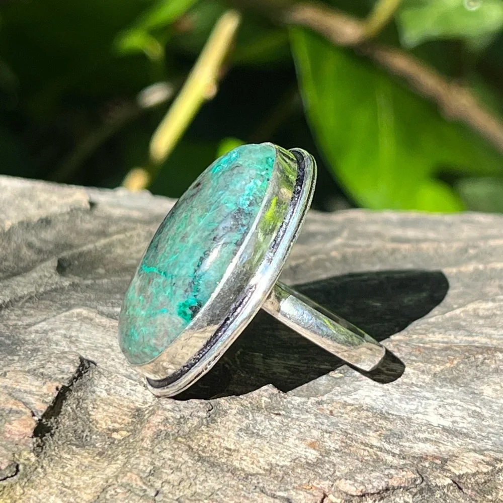 Size 9.5 925‎ silver plated Chrysocolla ring oval shape